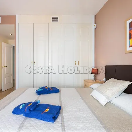 Marina Real 225