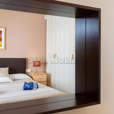 Marina Real 225